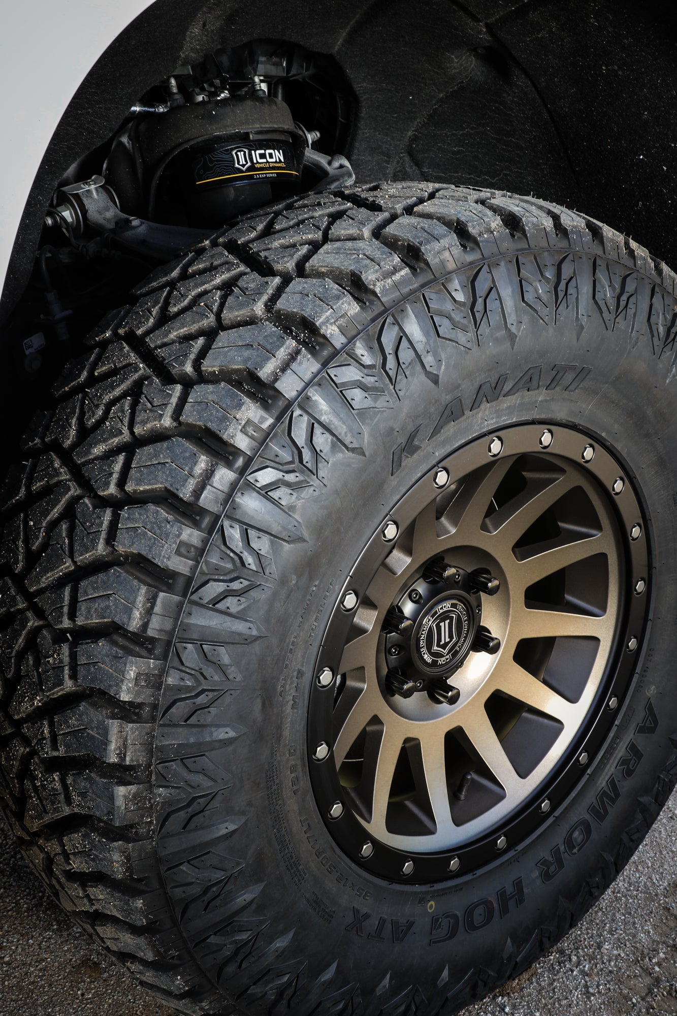 ICON 19-23 GM 1500 2.38-3.75" STAGE 3 EXP SUSPENSION SYSTEM W BILLET UCA