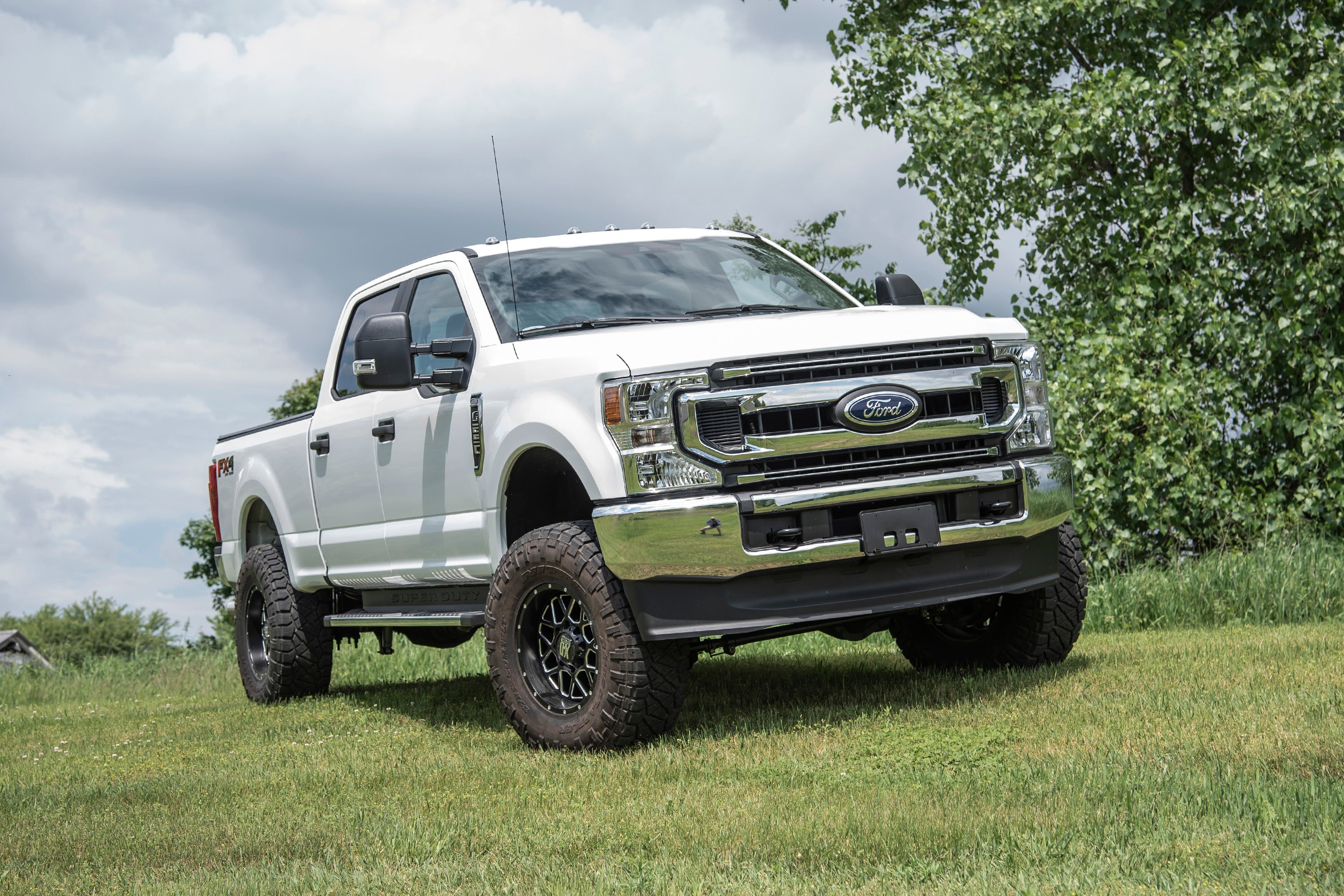 5 Inch Lift Kit w/ Radius Arm - Ford F250/F350 Super Duty (20-22) 4WD - Gas