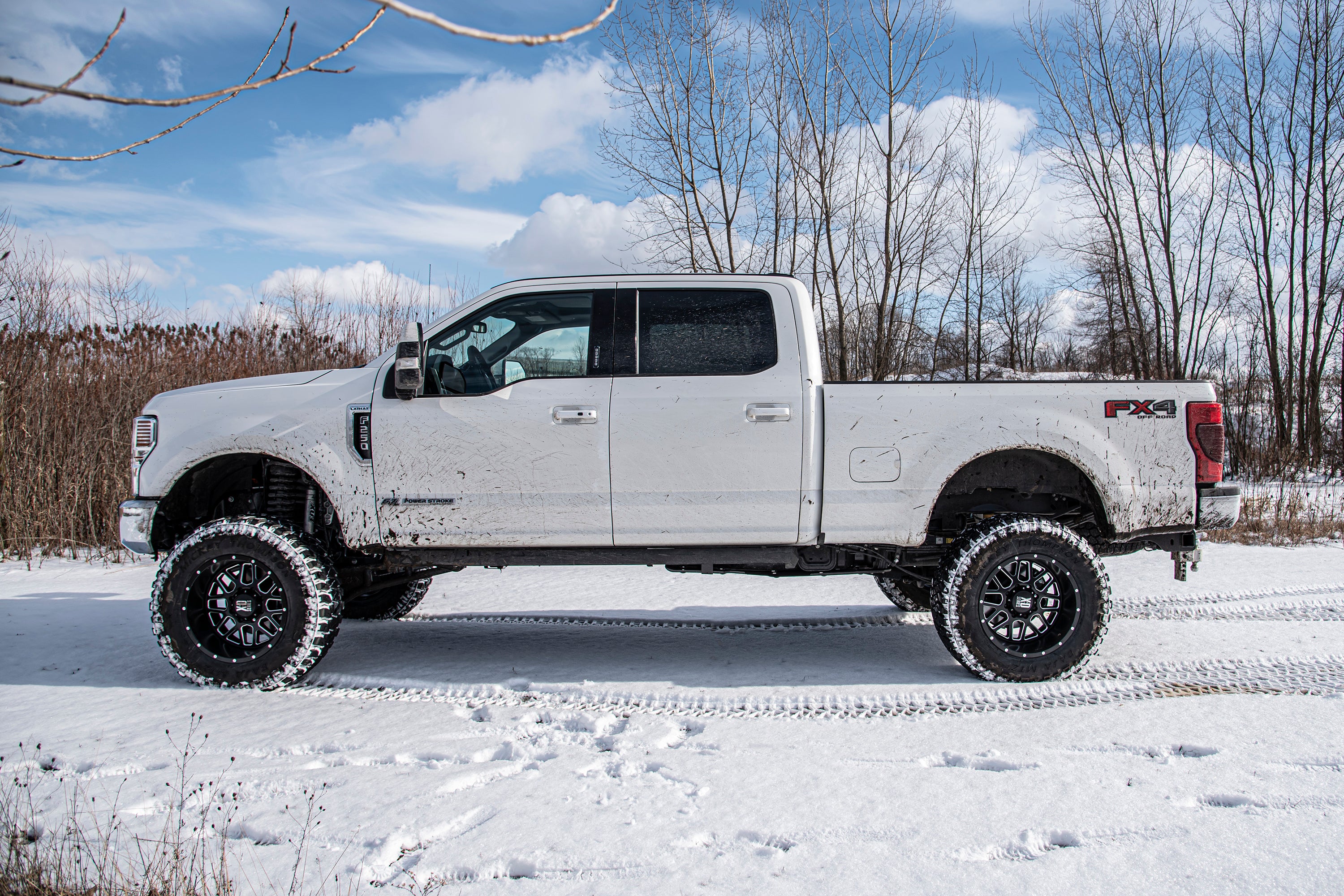 7 Inch Lift Kit w/ Radius Arm - Ford F250/F350 Super Duty (20-22) 4WD - Diesel