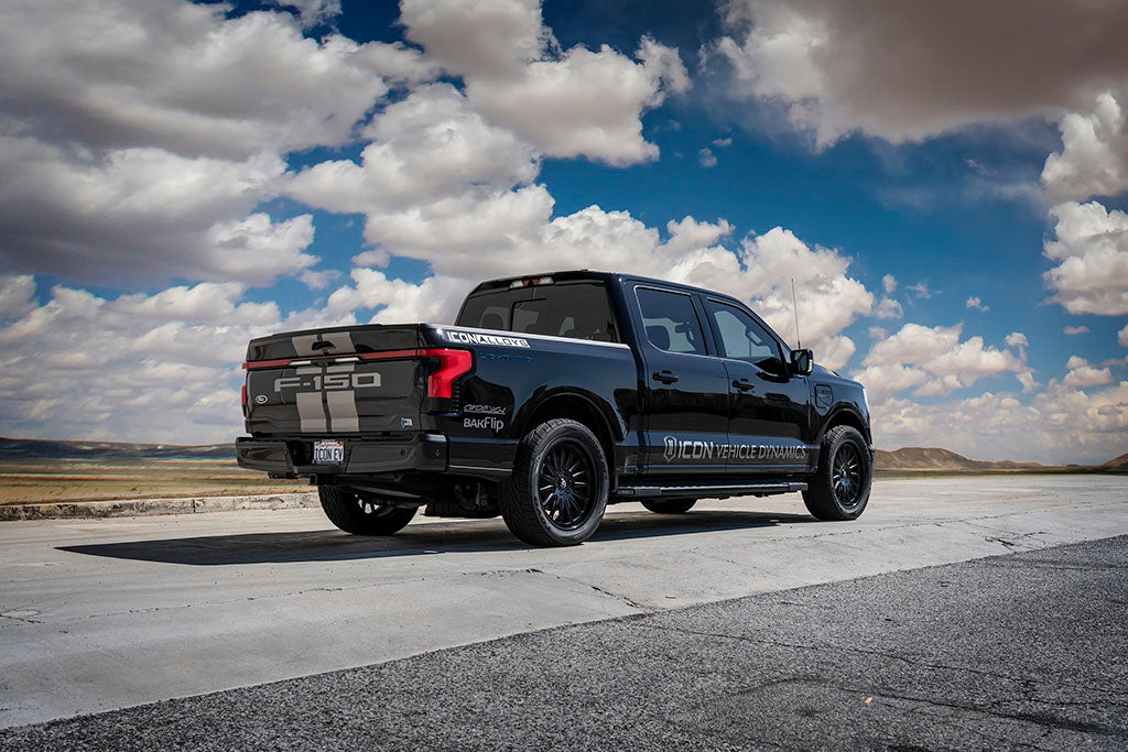 ICON 22-23 FORD F150 LIGHTNING LOWERED REAR 2.5 VS RR CDEV COILOVER KIT