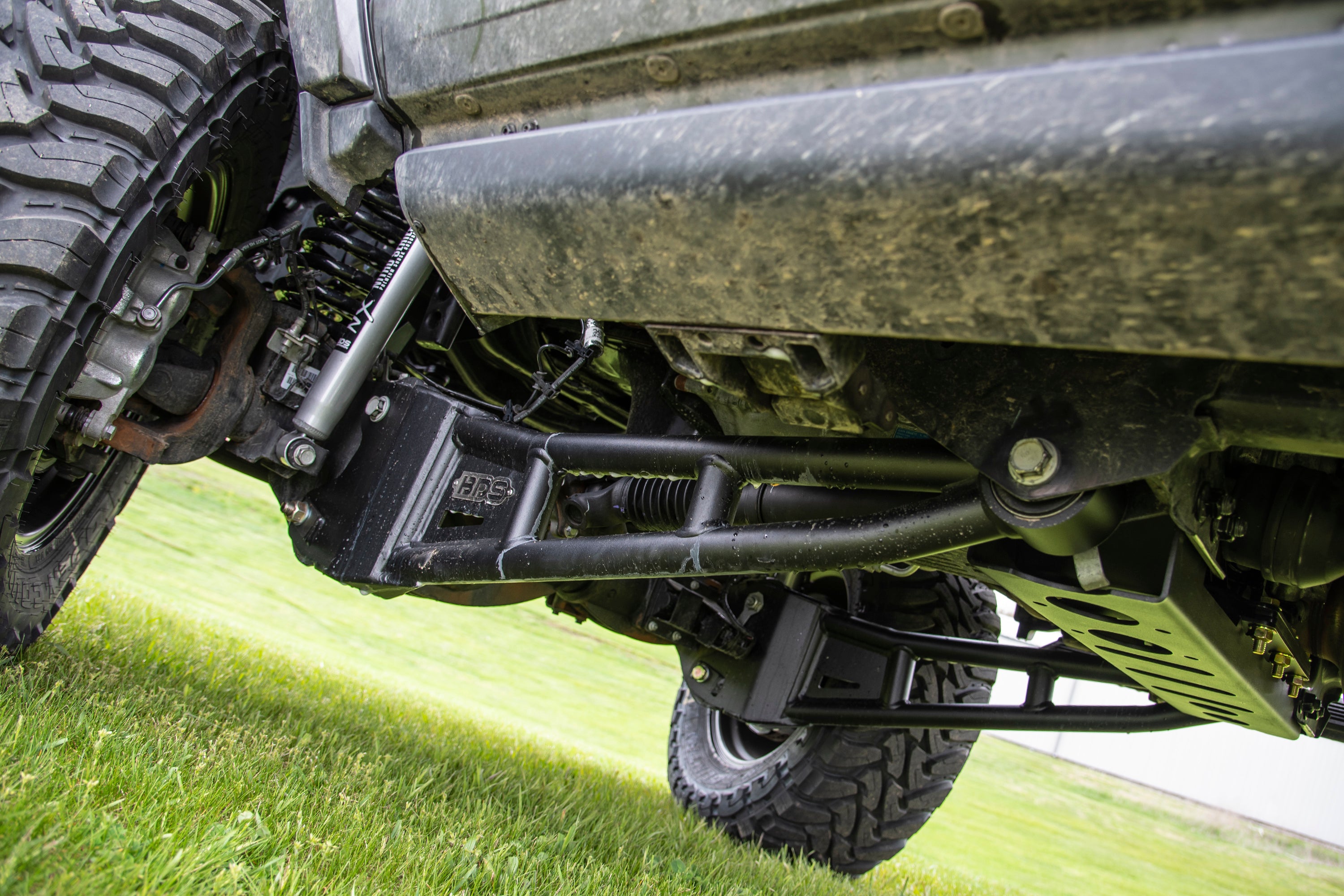 6 Inch Lift Kit w/ Radius Arm - Ram 3500 (19-24) 4WD - Diesel